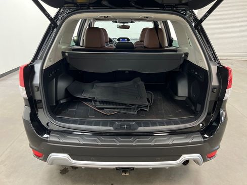 Used 2023 Subaru Forester Touring AWD/4WD image 25