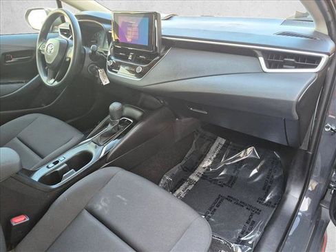 Certified 2025 Toyota Corolla LE FWD image 20