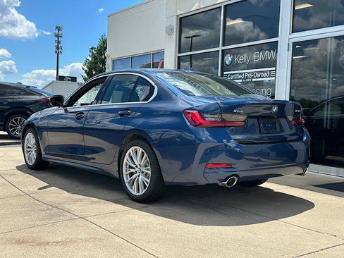 Used 2024 BMW 330i xDrive Sedan w/ Premium Package AWD/4WD image 8