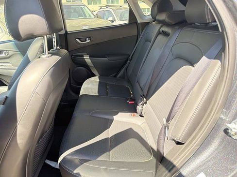 Used 2018 Hyundai Kona Limited FWD image 11