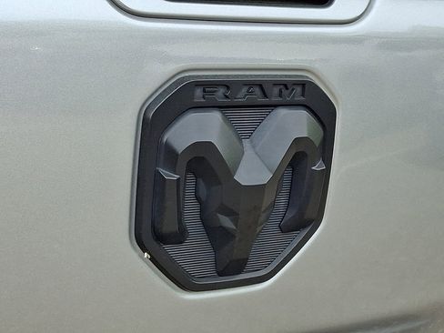 Used 2021 RAM 1500 Big Horn image 17