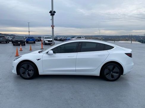 Used 2018 Tesla Model 3 Long Range image 5