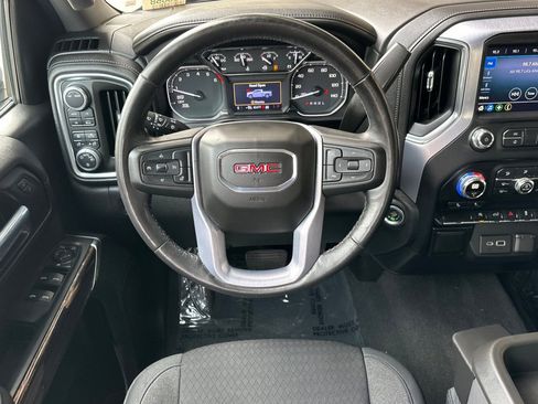 Certified 2020 GMC Sierra 1500 Elevation w/ Elevation Value Package image 17