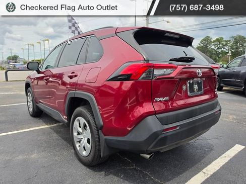 Used 2021 Toyota RAV4 LE AWD/4WD image 5