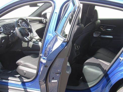 New 2025 Mercedes-Benz GLC 43 AMG GLC 43 AMG image 15