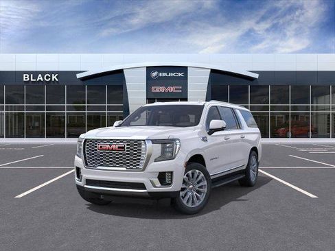 New 2024 GMC Yukon XL Denali w/ Advanced Technology Package image 8