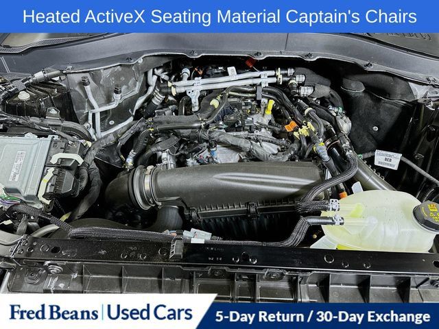 Used 2026 Ford Explorer Active AWD/4WD image 39