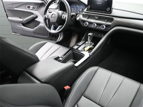 Used 2024 Acura Integra image 5