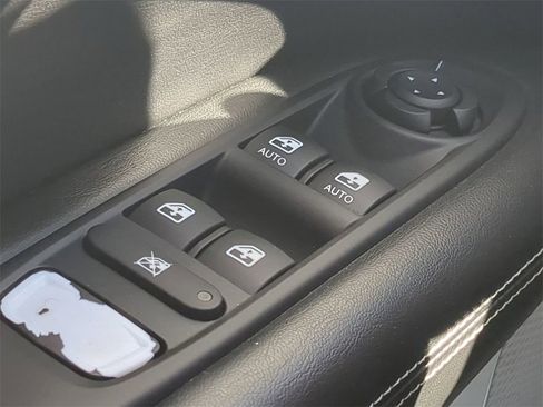 Used 2020 Jeep Compass Latitude w/ Popular Equipment Group image 23