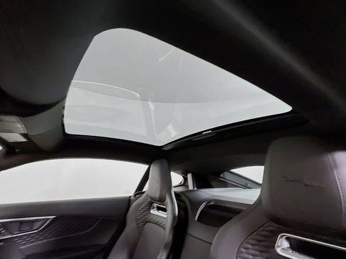 Used 2024 Jaguar F-TYPE R-Dynamic RWD image 23