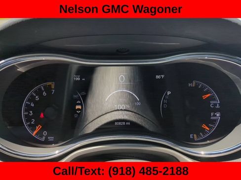 Used 2018 Jeep Grand Cherokee Laredo AWD/4WD image 21