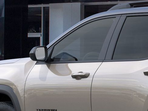 New 2026 GMC Terrain Elevation FWD image 12