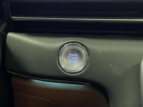 New 2025 Genesis GV80 2.5T Advanced image 22