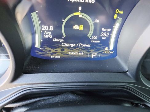 Used 2025 Jeep Wrangler Unlimited Sahara image 25