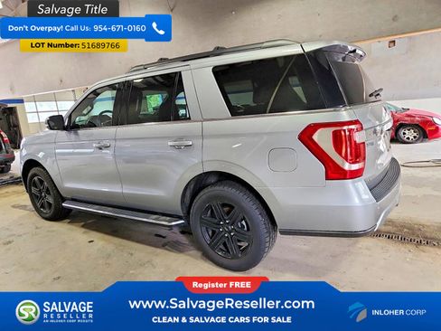 Used 2021 Ford Expedition XLT AWD/4WD image 3