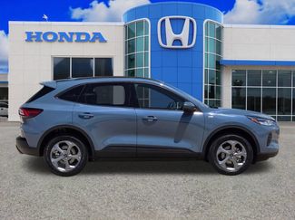 Used 2025 Ford Escape ST-Line Select AWD/4WD video 2