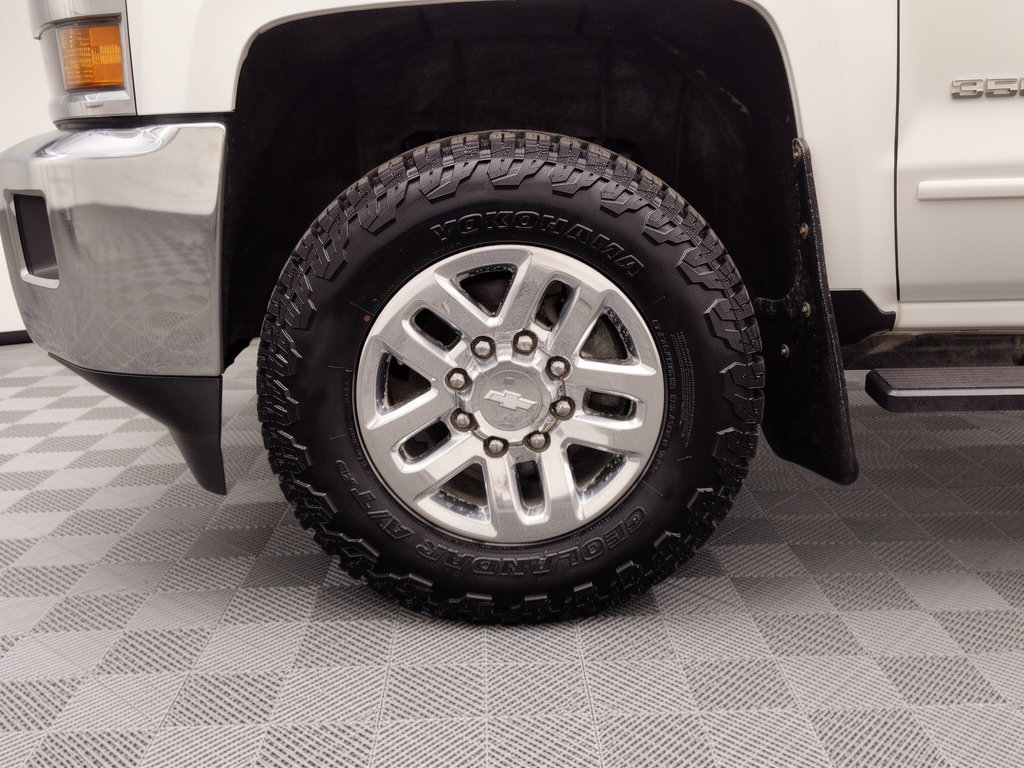 Used 2019 Chevrolet Silverado 3500 LT w/ LT Fleet Plus Package AWD/4WD image 13