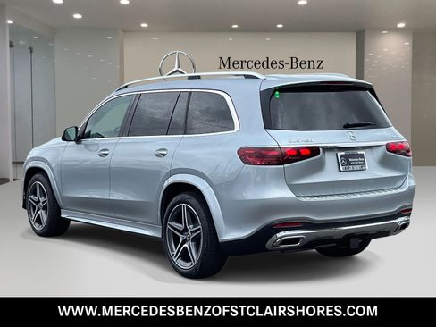 New 2025 Mercedes-Benz GLS 450 4MATIC image 3