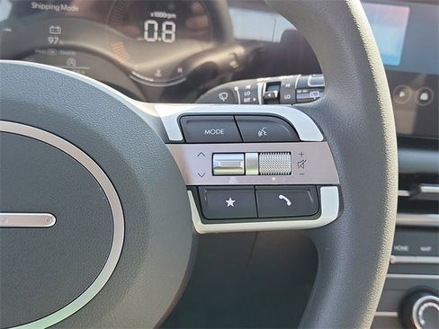 New 2026 Hyundai Tucson SE image 6