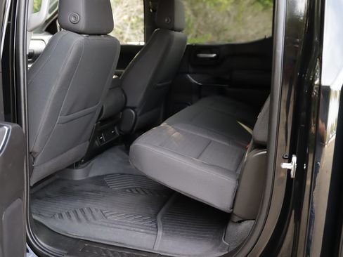 Used 2023 Chevrolet Silverado 1500 Custom Trail Boss w/ Midnight Edition AWD/4WD image 25