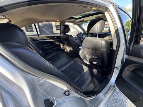 Used 2013 INFINITI G37 x Sedan w/ Premium Pkg image 41
