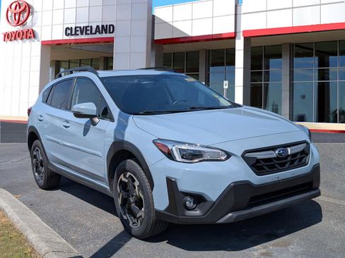 Used 2023 Subaru Crosstrek 2.5i Limited w/ Popular Package #3 image 2