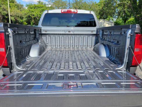 Certified 2021 Chevrolet Colorado W/T w/ WT Convenience Package RWD image 8