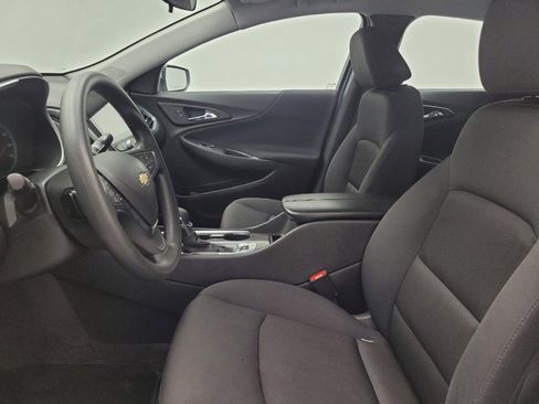 Used 2025 Chevrolet Malibu LT FWD image 17