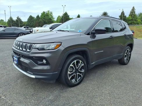 Used 2024 Jeep Compass Limited AWD/4WD image 7
