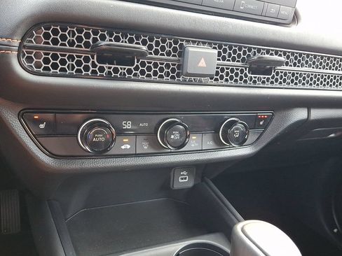 Used 2024 Honda HR-V Sport image 17