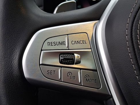 Certified 2024 BMW X7 xDrive40i w/ Premium Package image 18