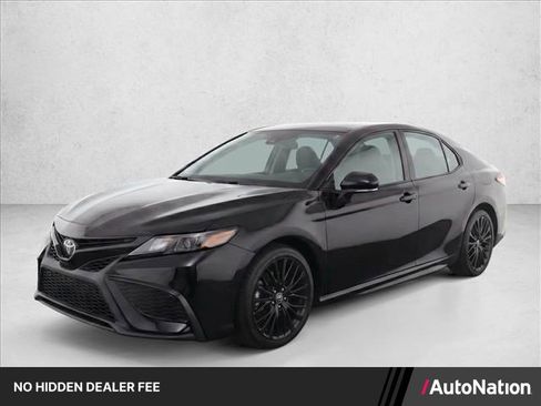 Used 2022 Toyota Camry SE w/ Carpet Mat Package (TMS) FWD image 1