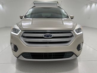 Used 2018 Ford Escape SEL video 2