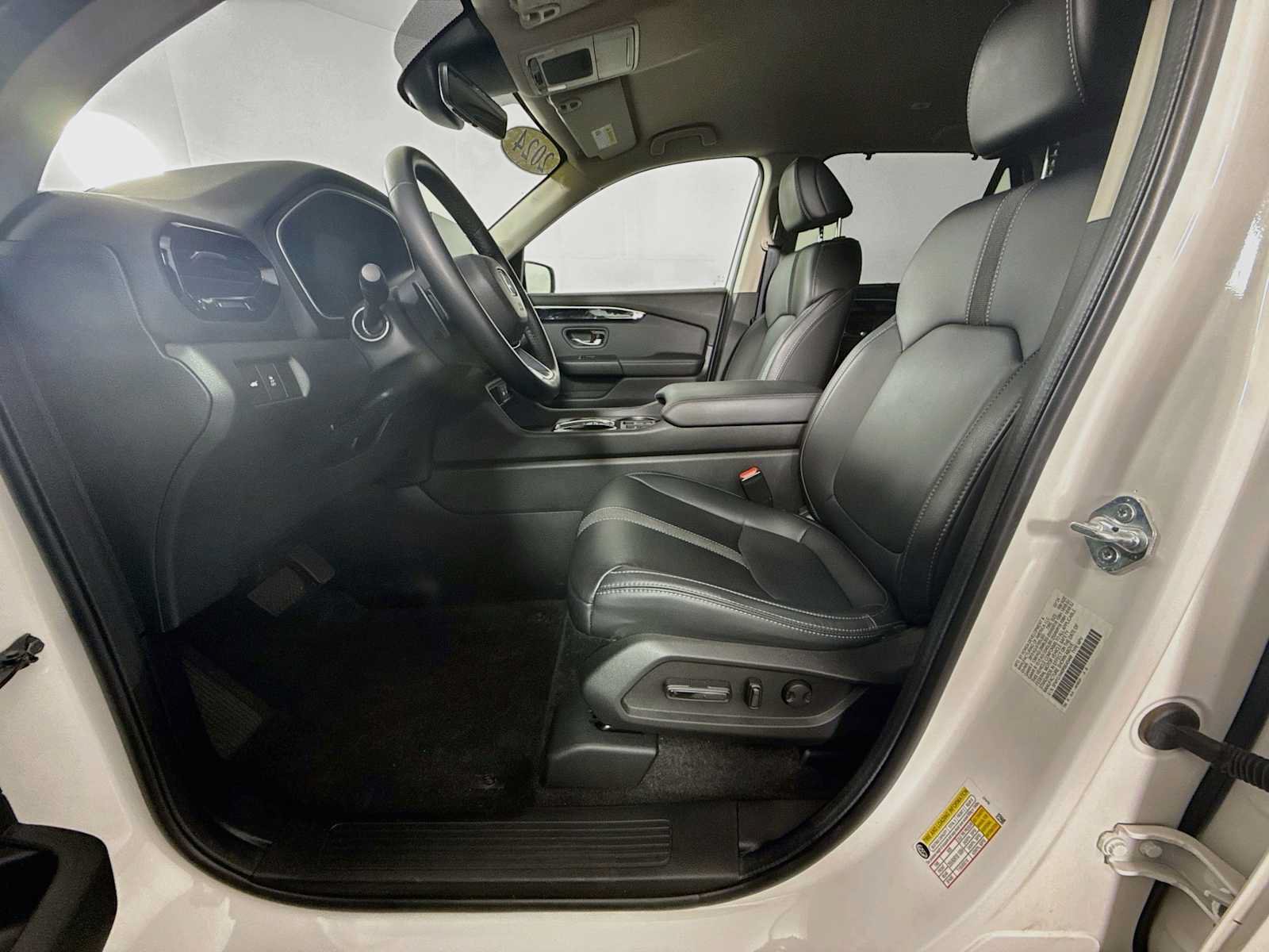 Used 2024 Honda Pilot EX-L image 19