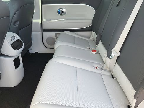 New 2026 Hyundai Ioniq 9 SEL AWD/4WD image 17