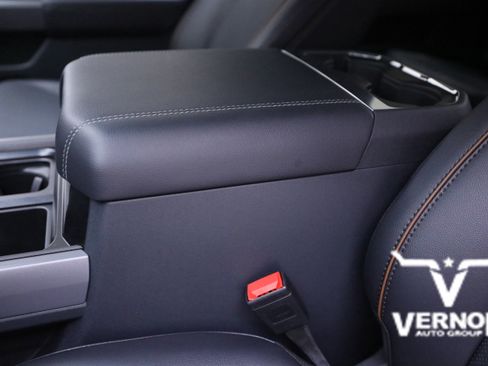 New 2026 Ford F250 Lariat w/ Black Appearance Package image 15