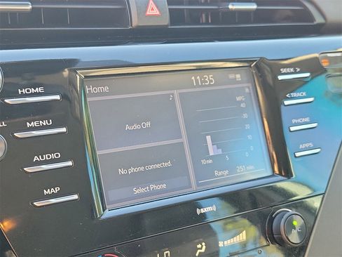 Used 2020 Toyota Camry SE image 24