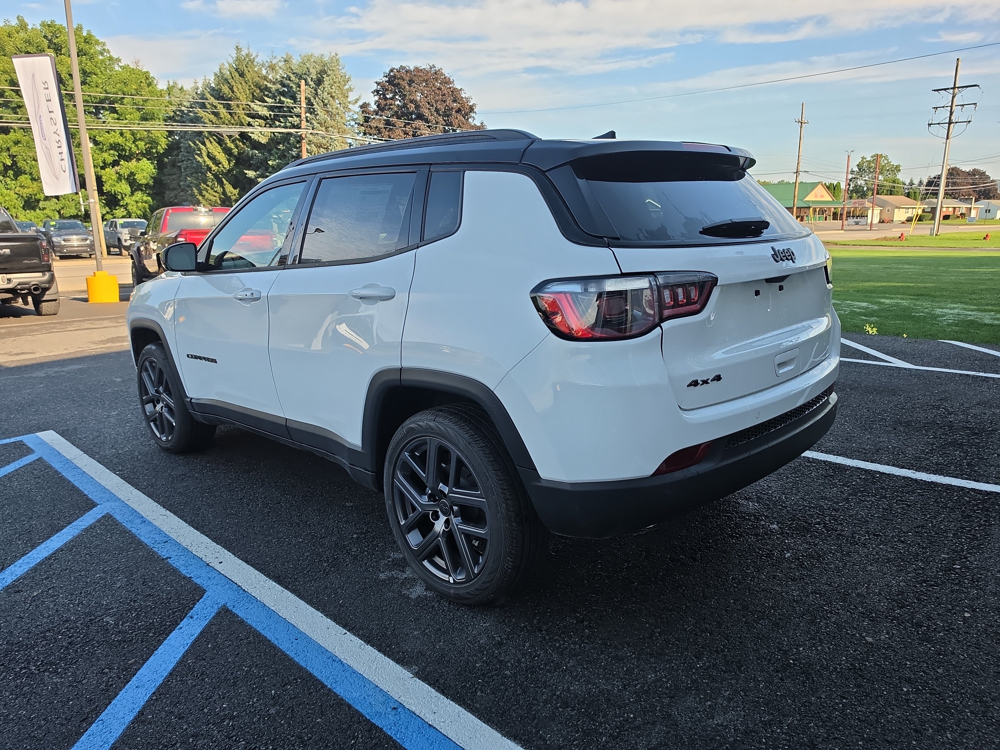 New 2026 Jeep Compass Limited AWD/4WD image 6