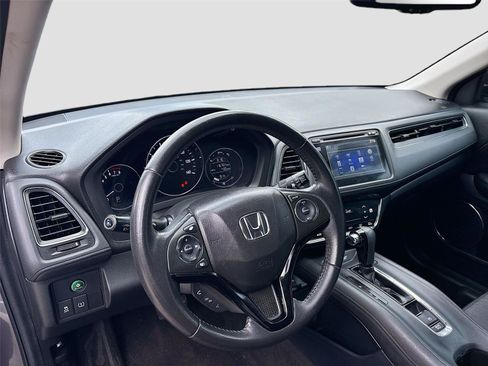 Used 2016 Honda HR-V EX-L image 9