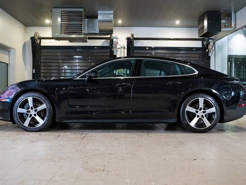 New 2026 Porsche Panamera 4 image 2
