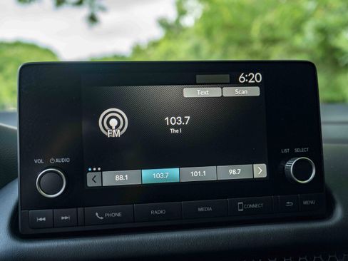 Used 2025 Honda HR-V Sport image 31