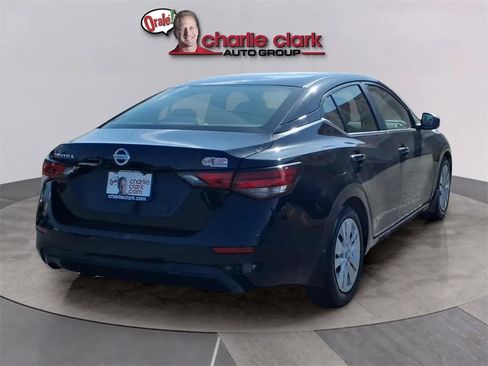 Used 2021 Nissan Sentra S image 6