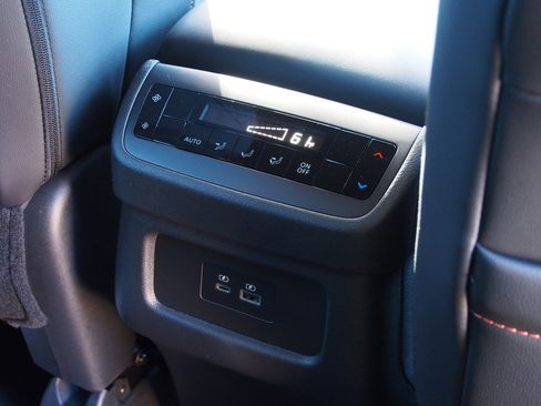 New 2025 Nissan Pathfinder Rock Creek image 15