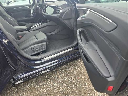 New 2026 Audi A6 Premium Plus AWD/4WD image 11