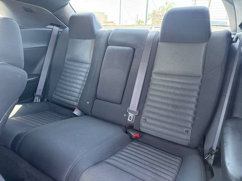 Used 2013 Dodge Challenger SXT RWD image 10