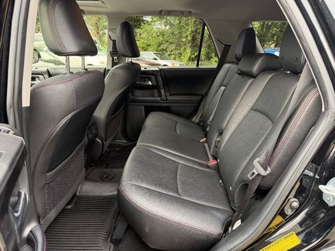 Used 2019 Toyota 4Runner TRD Off-Road Premium AWD/4WD image 20