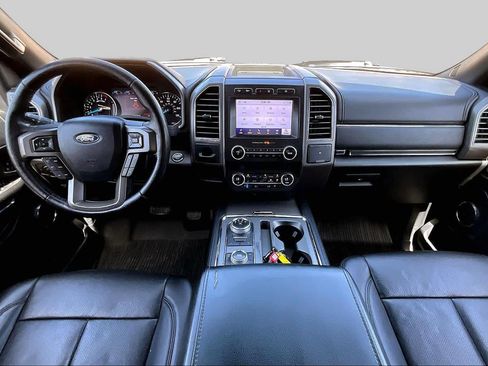 Used 2020 Ford Expedition XLT w/ Equipment Group 202A AWD/4WD image 16