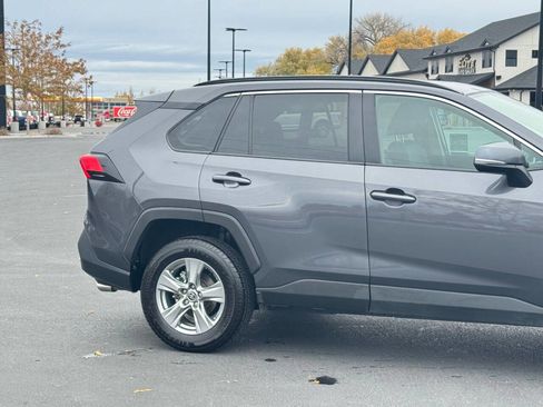 Used 2024 Toyota RAV4 XLE w/ Convenience Package image 5