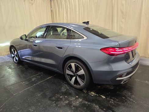 Used 2025 Audi A5 2.0T Prestige w/ 19" Wheel Package image 10