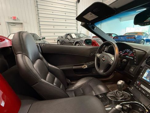 Used 2008 Chevrolet Corvette Convertible w/ Preferred Equipment Group RWD image 23